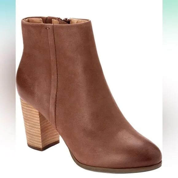 Vionic Kennedy Bootie, brown, size 7