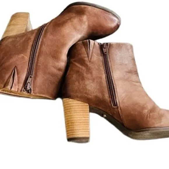 Vionic Kennedy Bootie, brown, size 7