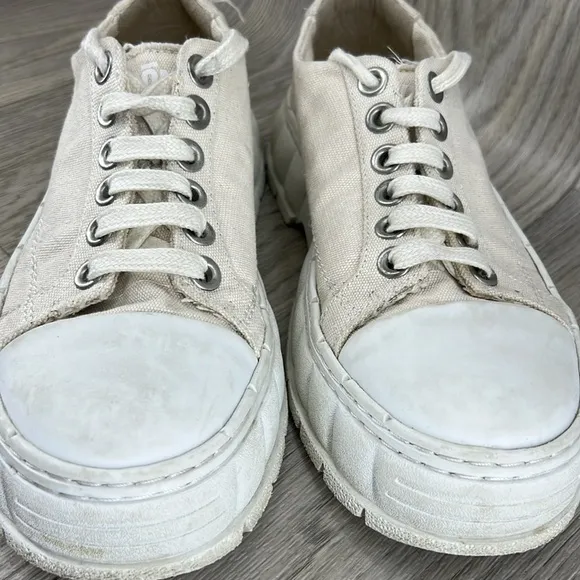 Viron Sneakers