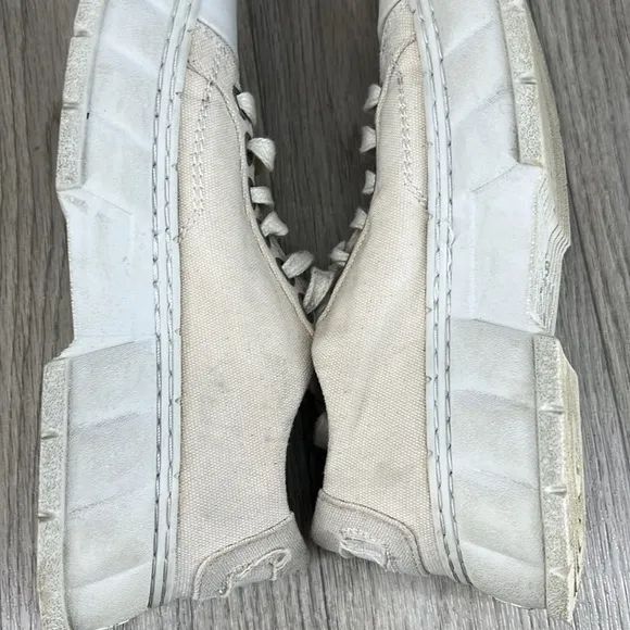 Viron Sneakers