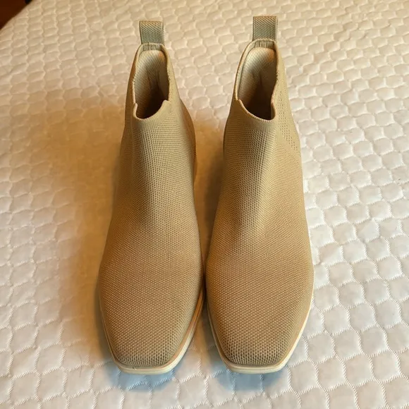 VIVAIA Slip-On Square-Toe Ankle Chelsea Boots Ryan Slip-On Size 39.5 Nude Peach