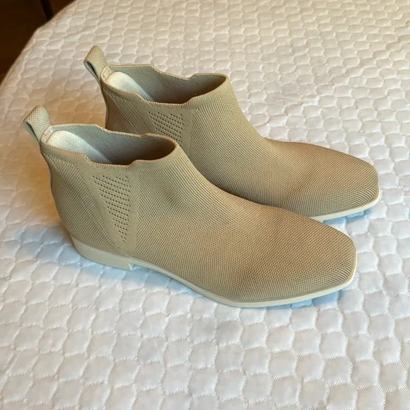 VIVAIA Slip-On Square-Toe Ankle Chelsea Boots Ryan Slip-On Size 39.5 Nude Peach