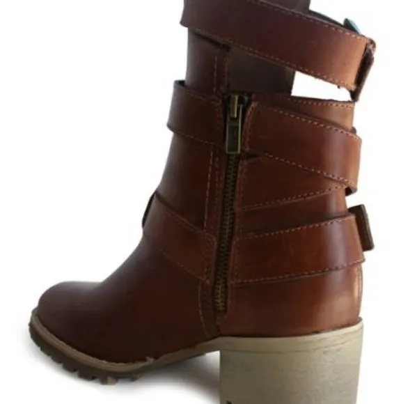 Von Dutch Stayvertical Leather Bootie