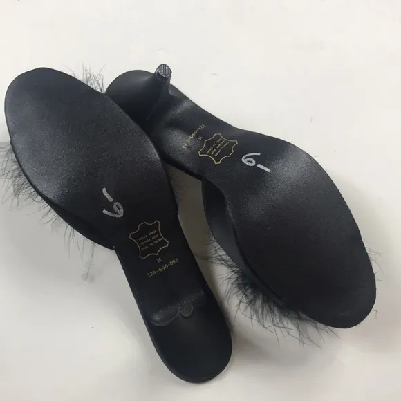 VTG, VICTORIAS SECRET WOMEN SHOES SLIPPERS SIZE 6