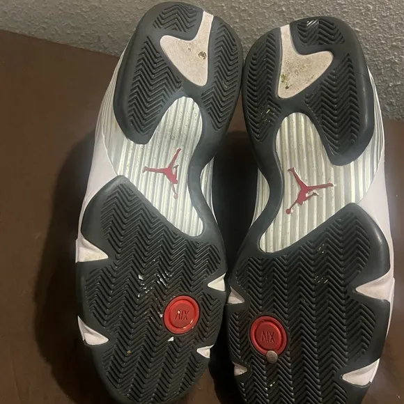 White and Black Athletic Sneakers Retro 14 Black Toe 2024