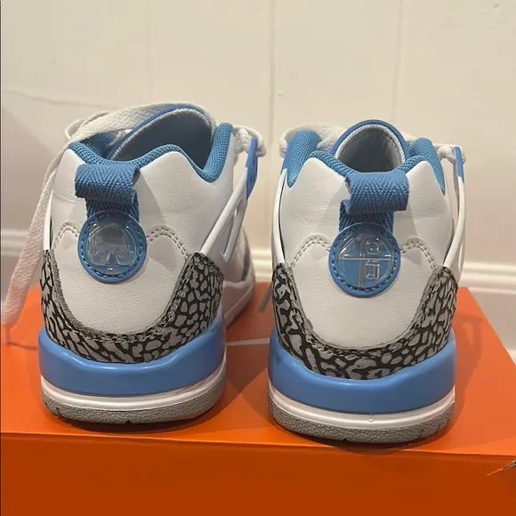White and Blue  KIDS Sneakers JORDAN , excellent condition, wear one time