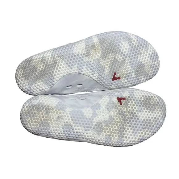 White Honeycomb Vivo barefoot ultra lll size 43 USA 9.5