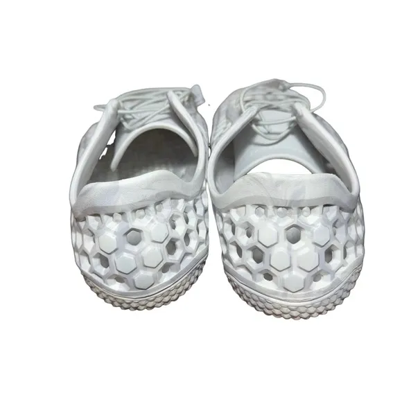 White Honeycomb Vivo barefoot ultra lll size 43 USA 9.5