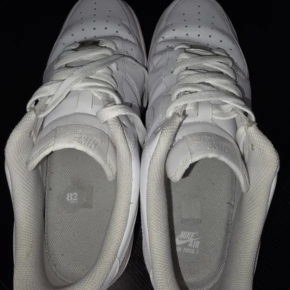 White Nike Sneakers Air Force 1