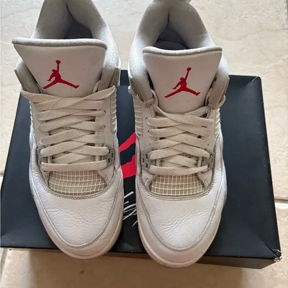 White oreo jordan 4s
