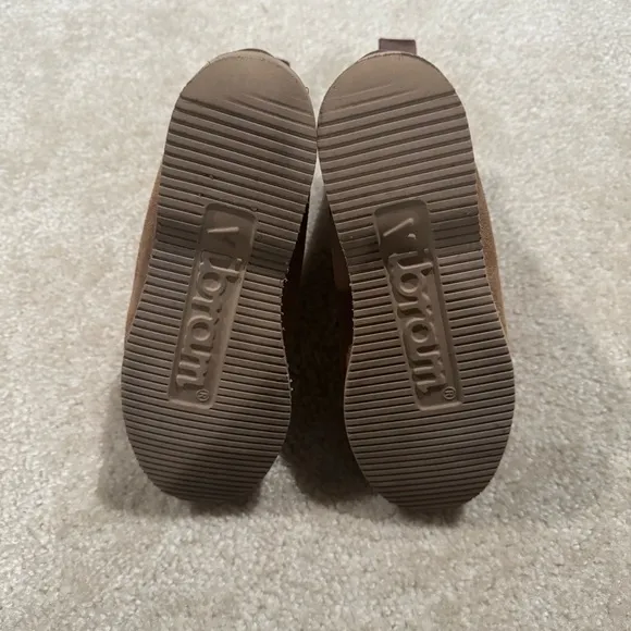 Women Vibram boots