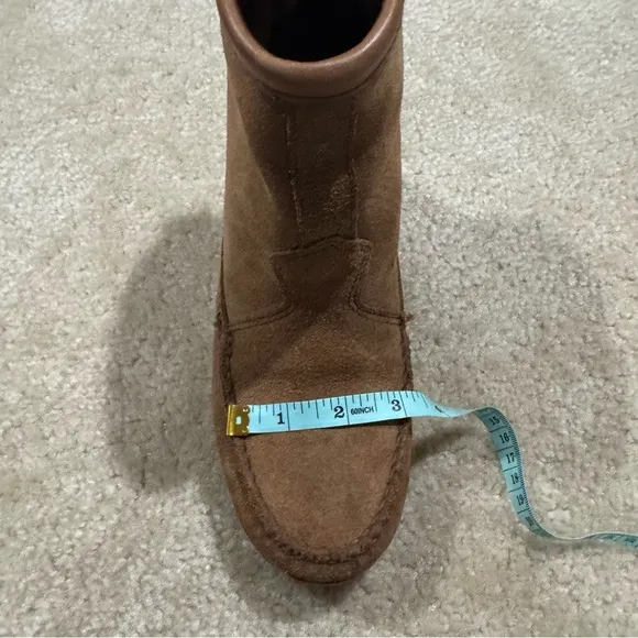 Women Vibram boots