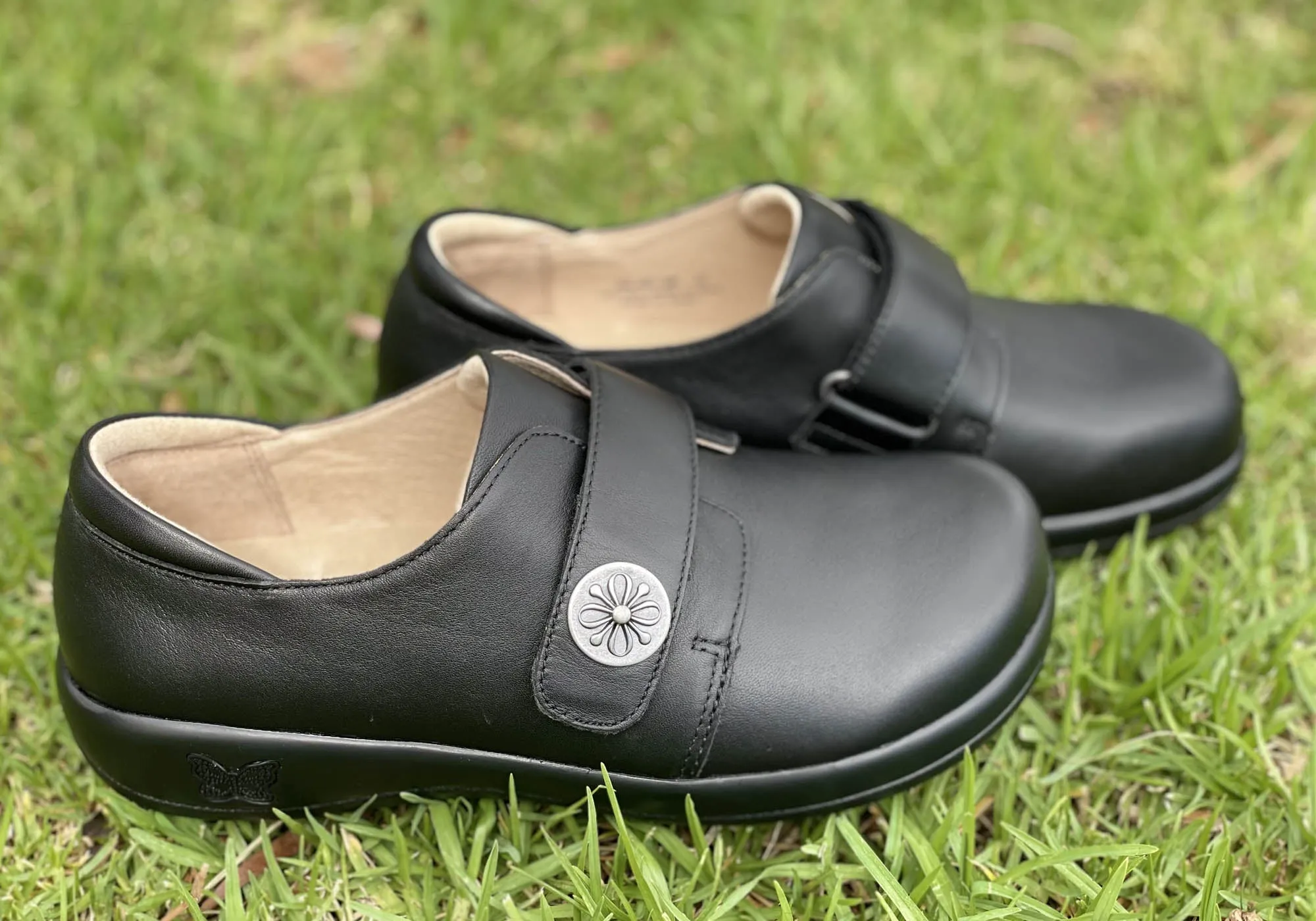 Womens Alegria Joleen Leather Shoes With Adjustable Strap