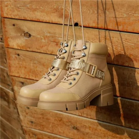 Women's Combat Boots Chunky Lug Sole Ankle Boots Lace Up Buckle Casual Shoes