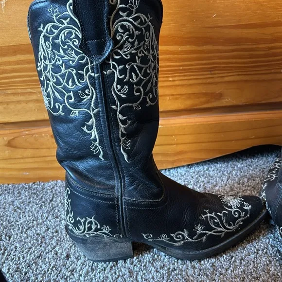 Women’s Cowboy Boots