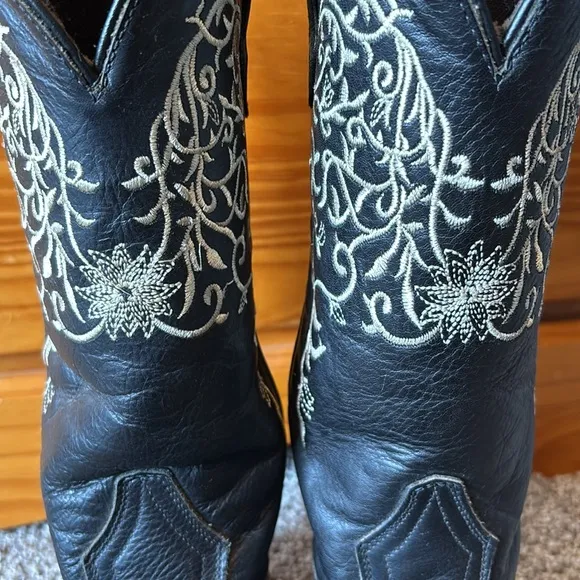 Women’s Cowboy Boots