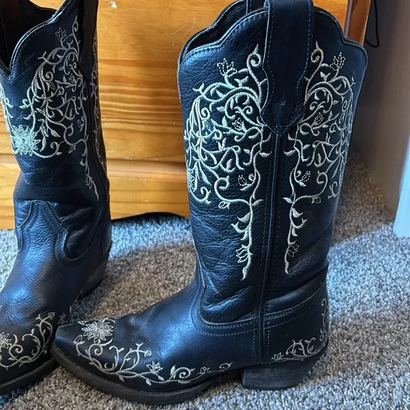 Women’s Cowboy Boots