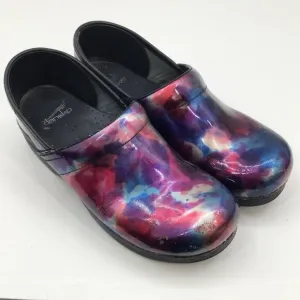 Women's Dansko Clogs 40 Professional Nursing Shoes Slip On Iridescent Rainbow