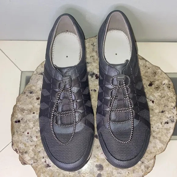 Women's Dansko Honor Charcoal/Metallic Leather Shoe-Size 41 (US 10.5-11)