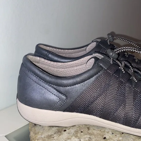 Women's Dansko Honor Charcoal/Metallic Leather Shoe-Size 41 (US 10.5-11)