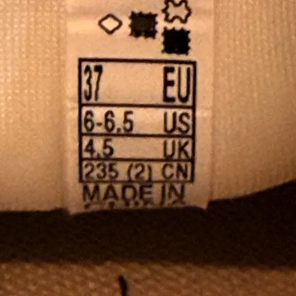 Women’s ECCO ST.1 Lite slip on sneaker- Size 37