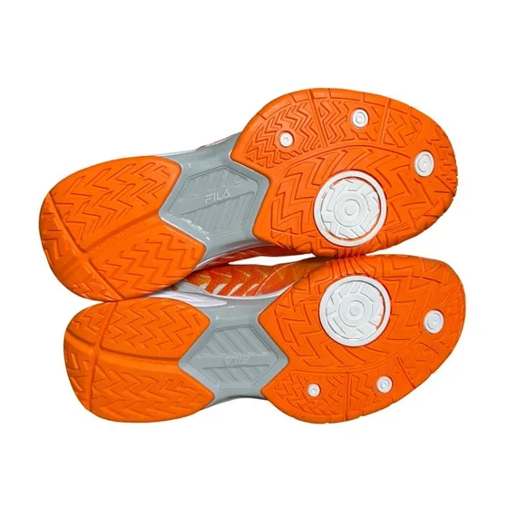 Women’s Fila White and Orange Sneakers tennis size 9