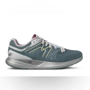 Women’s KARHU Synchron 1.5 running shoes. Size 9