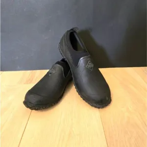 Women's Muckster II Low Slip On Women's Size 6 Medium Width