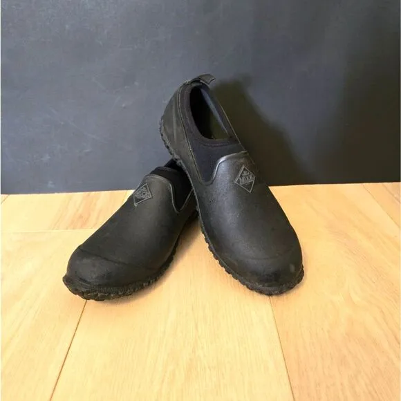 Women's Muckster II Low Slip On Women's Size 6 Medium Width