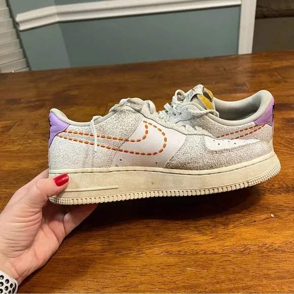 Women’s Nike Air Force 1 Low ‘07 SE Nike 101 size 10.5