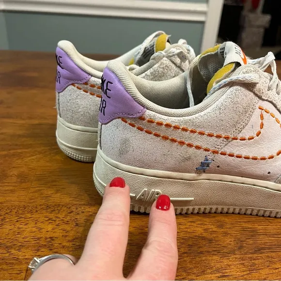 Women’s Nike Air Force 1 Low ‘07 SE Nike 101 size 10.5