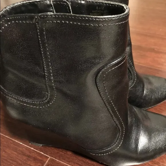 Women’s Nine West Wedge Boot Size 8.5