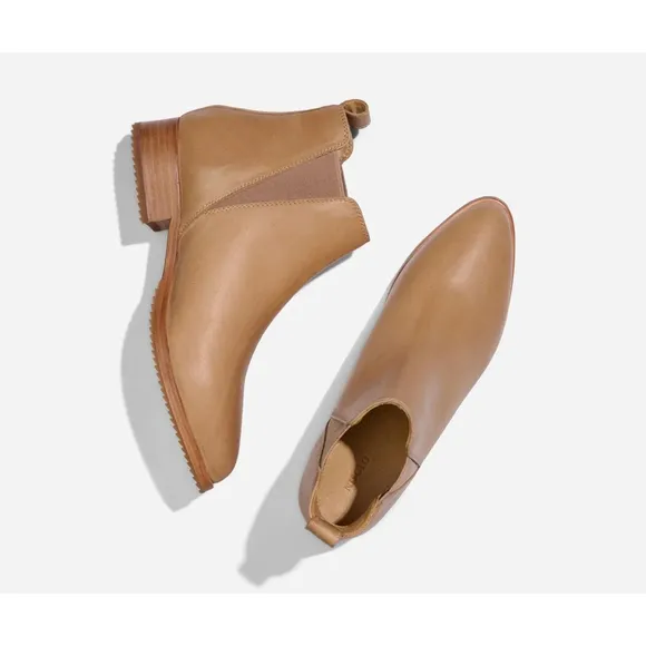 Women's Nisolo Leather Eva Chelsea Boots Size 7.5 Almond