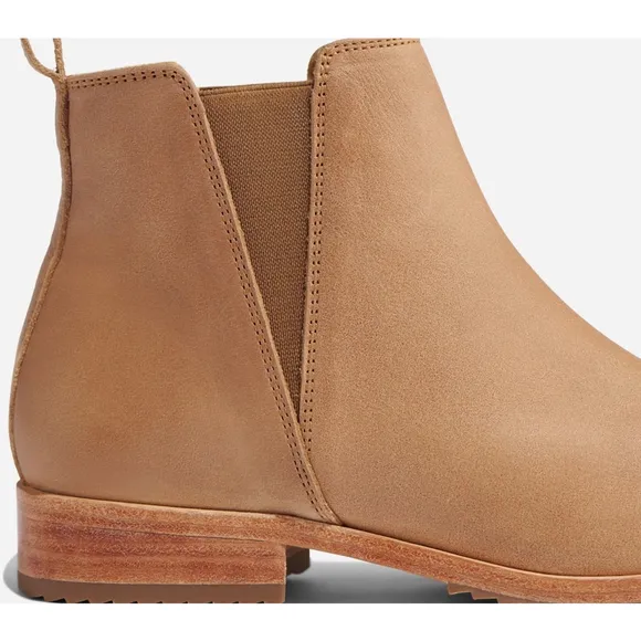 Women's Nisolo Leather Eva Chelsea Boots Size 7.5 Almond