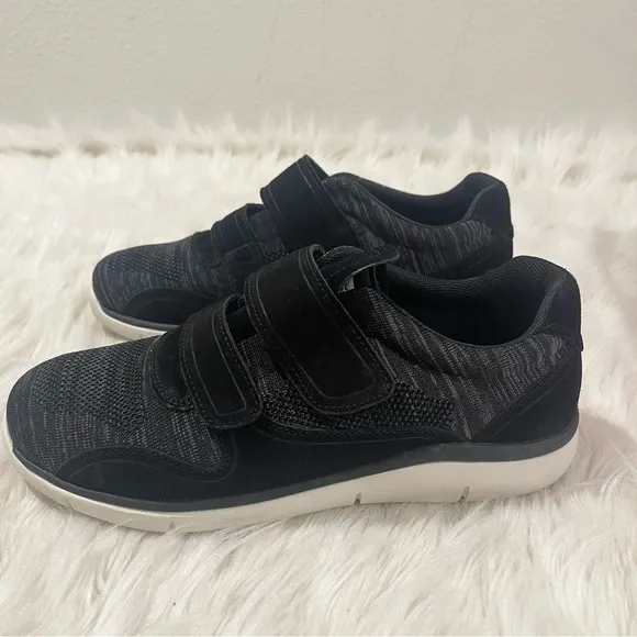Women’s Propet Sally Black Fabric Strap Lightweight Shoes Size 12 W!