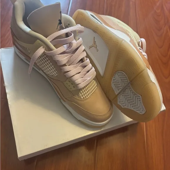 Women's Tan Sneakers