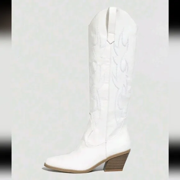 Women's Western Boots Embroidered Pointed Toe Slip-On Winter Warm PU Fashionable