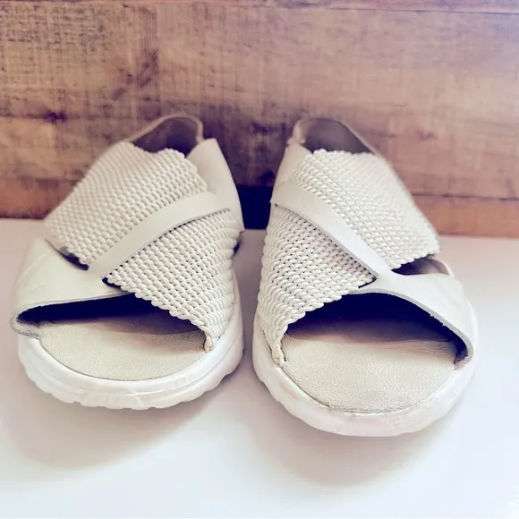 Women's White Mesh Sandals