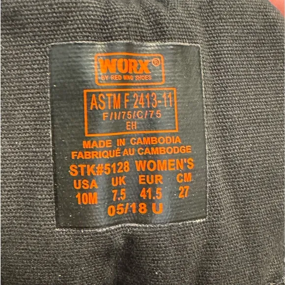 Worx By Red Wing Shoes Women’s Safety Toe Boots. Size 10. New without box.