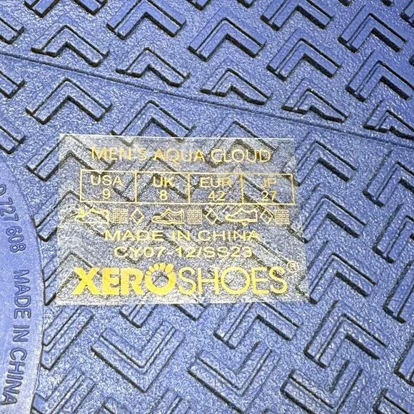 Xero Aqua Cloud Mens Size 9 Slip On Water Sandals Shoes Safety Yellow Barefoot