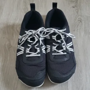 Xero Womens Prio Black and White Barefoot Running Athletic Sneakers Size 7.5