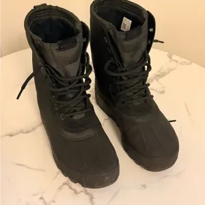Yeezy 950 Men's Boots