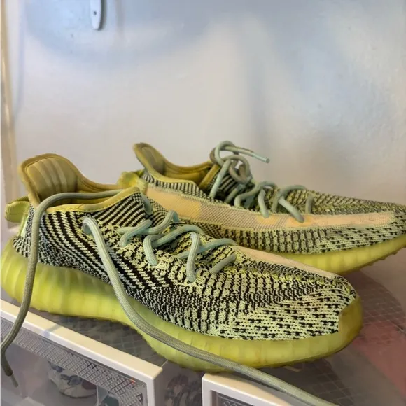 Yeezy Boost 350 V2 Non Reflective