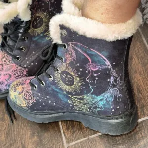 YES WE VIBE SUN AND MOON RAINBOW sz 9 NWOT
