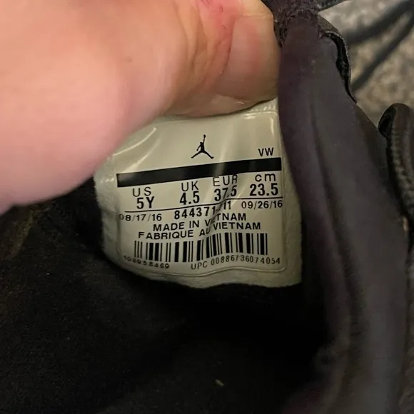 Youth Nike Jordan Deca Fly black slip on synthetic trainers sneakers 5Y