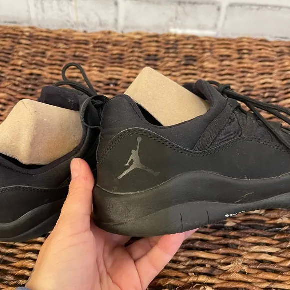 Youth Nike Jordan Deca Fly black slip on synthetic trainers sneakers 5Y