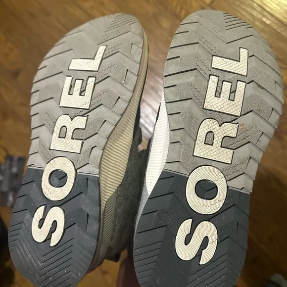 Youth Sorel Out and About boots