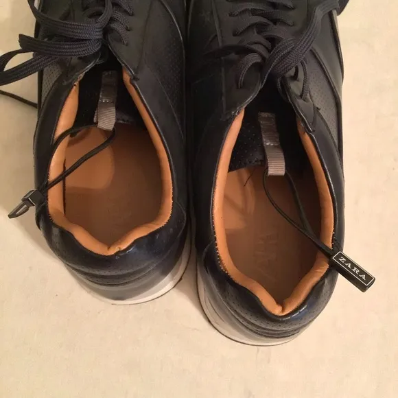 Zara Men's Dark Blue Casual Leather Sneakers
