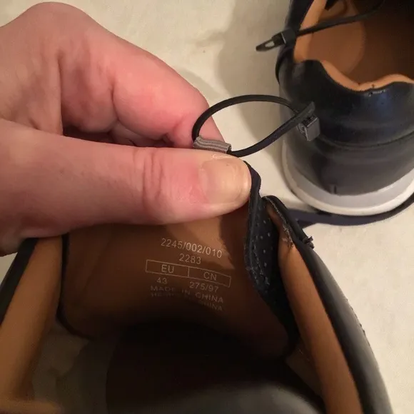 Zara Men's Dark Blue Casual Leather Sneakers