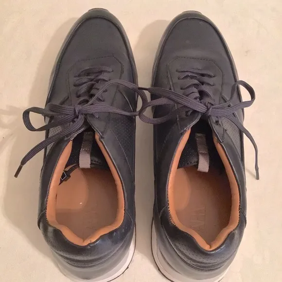 Zara Men's Dark Blue Casual Leather Sneakers